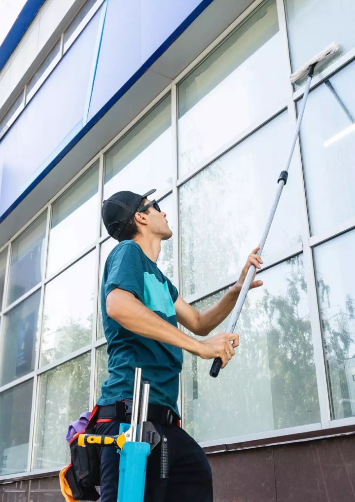 Transparence et brillance de toutes les surfaces vitrées